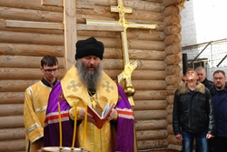 Водружение креста в СИЗО