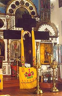 Чудотворный крест в Свято-Гурьевском храме, стоящем на склоне холма недалеко от деревень Петьял и Азъял, является благословением Божиим нашему Марийскому краю